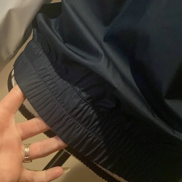 THE NORTH FACE Women’s Windbreaker Navy Blue/Pink/Silver Size Small - Picture 8 of 13